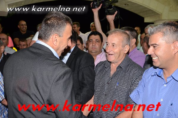 عائلة وهبه تعلن دعمها لكرمل نصر الدين